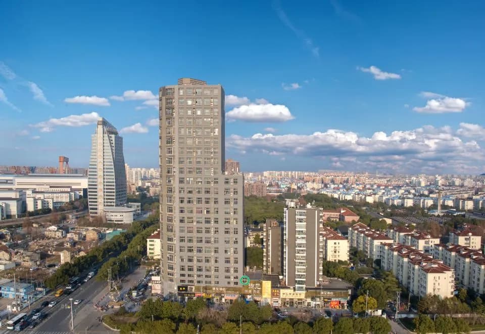 Huiyang Business Hotel