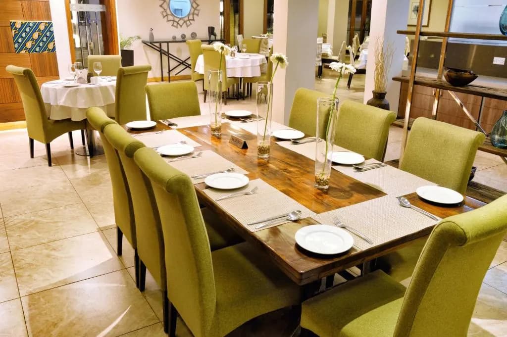 Zehneria Suites Hotel