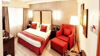 Zehneria Suites Hotel
