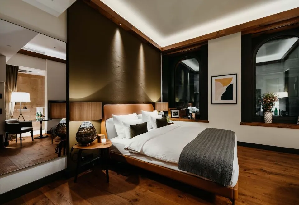 Do & CO Hotel München