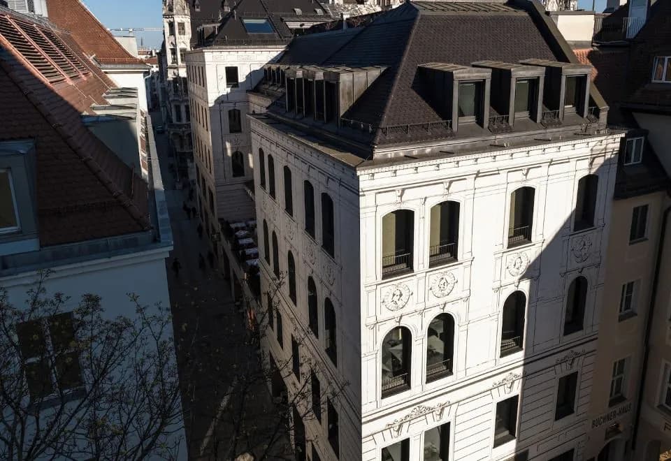 Do & CO Hotel München