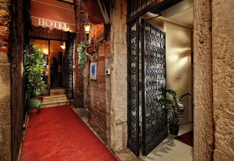 Hotel Tintoretto