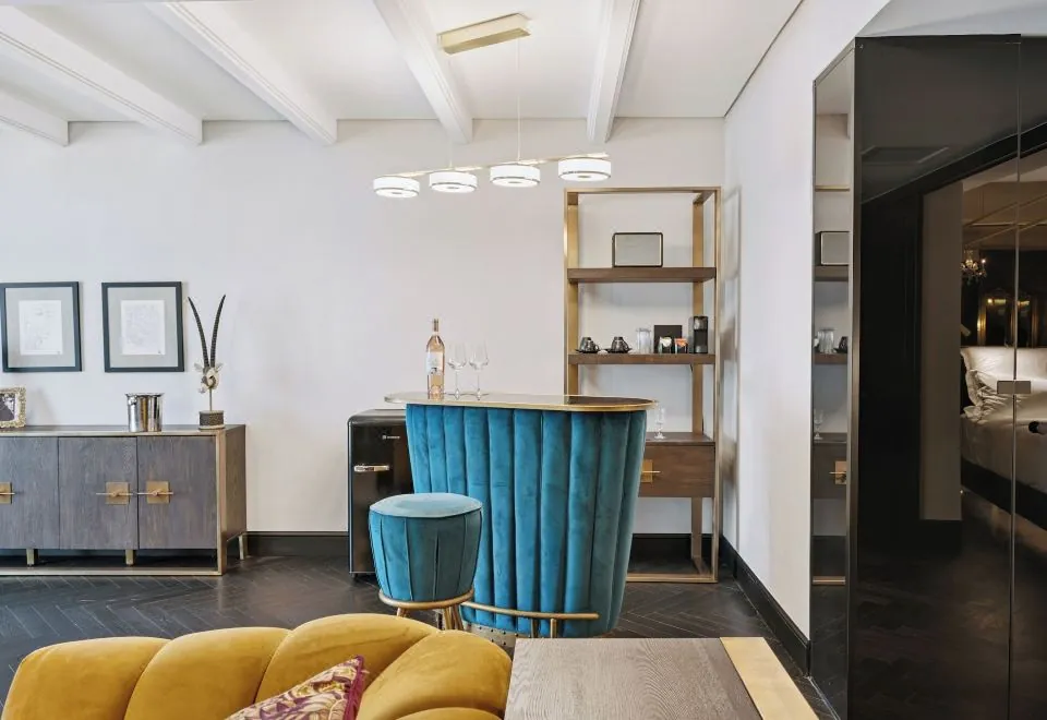 Skylark, Aluma Hotels & Resorts