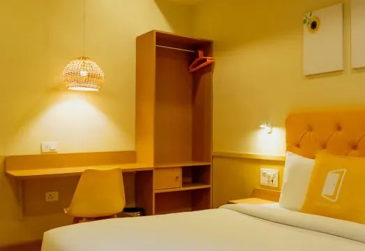 Bloom Hotel - Worli