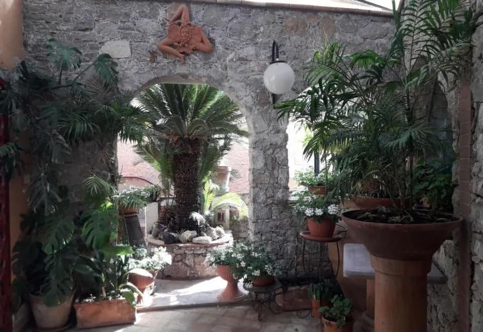 Andromaco Palace Hotel