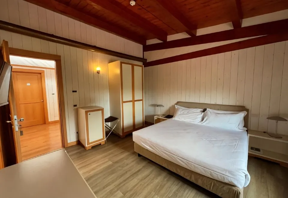 Victor Country Hotel