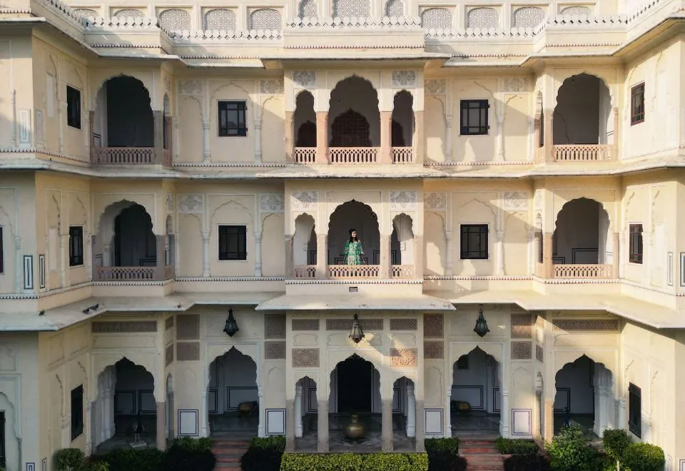 The Raj Palace (Small Luxury Hotels of The World)