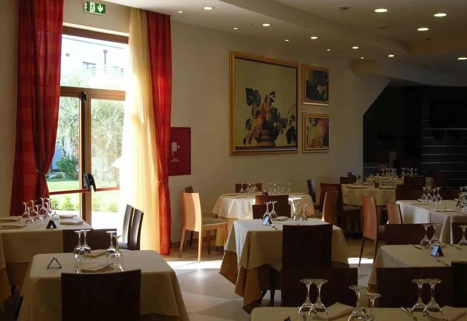 Hermes Hotel