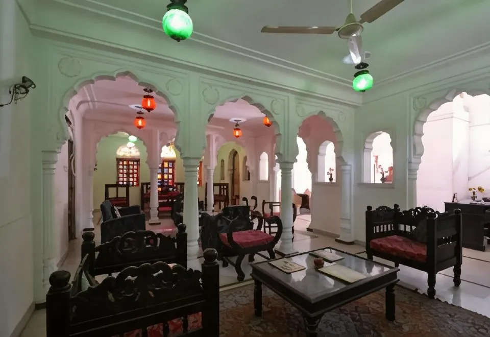 Rawla Mrignayani Palace