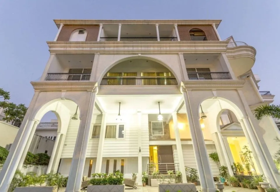 66 Residency-Boutique City Centre Hotel