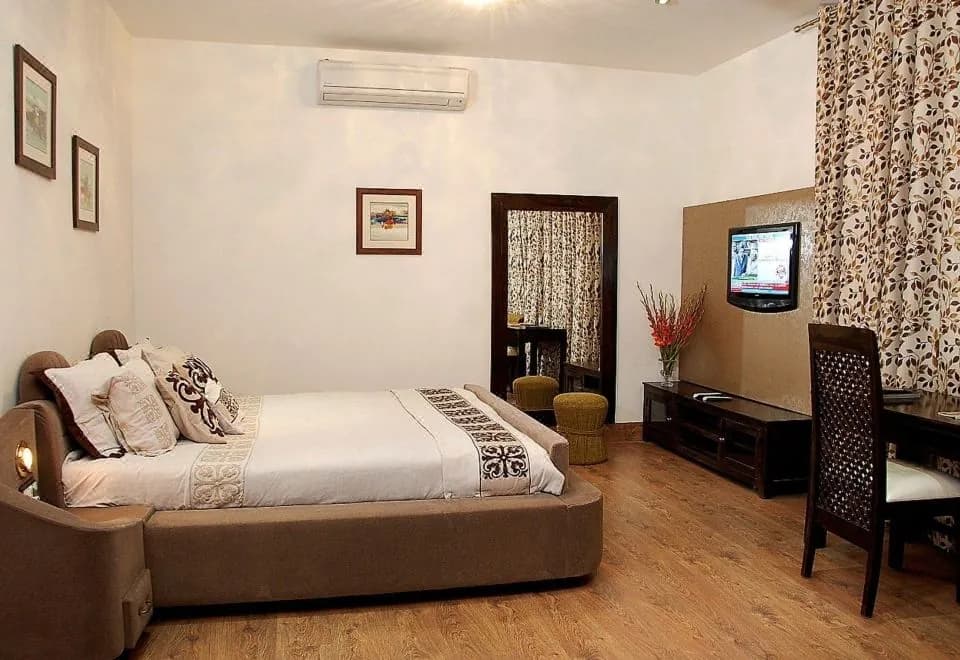 66 Residency-Boutique City Centre Hotel