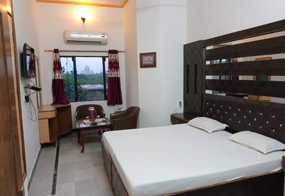 Hotel Taj Plaza, VIP Road, Agra