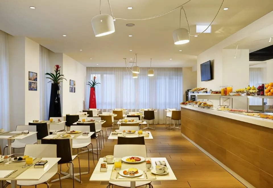 Unahotels the One Milano Hotel & Residence