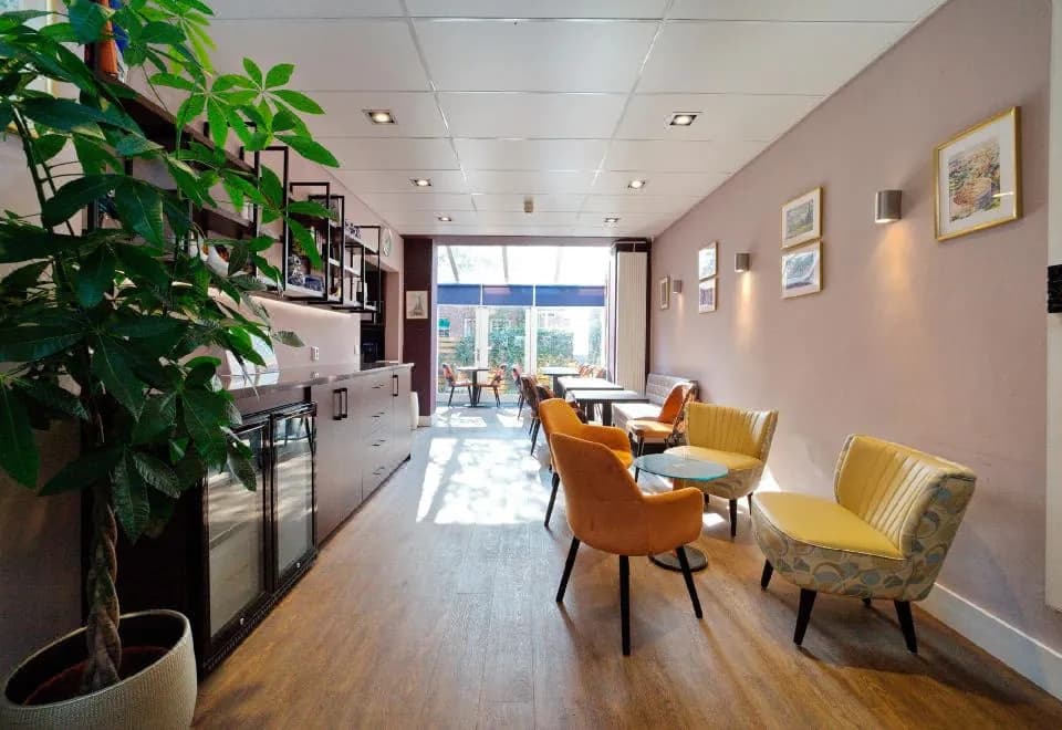 Aadam Hotel Wilhelmina