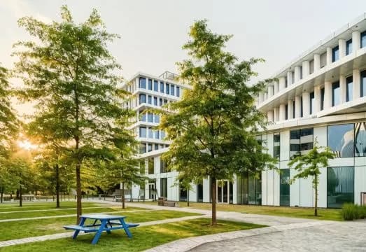 Sound Garden Hotel Airport