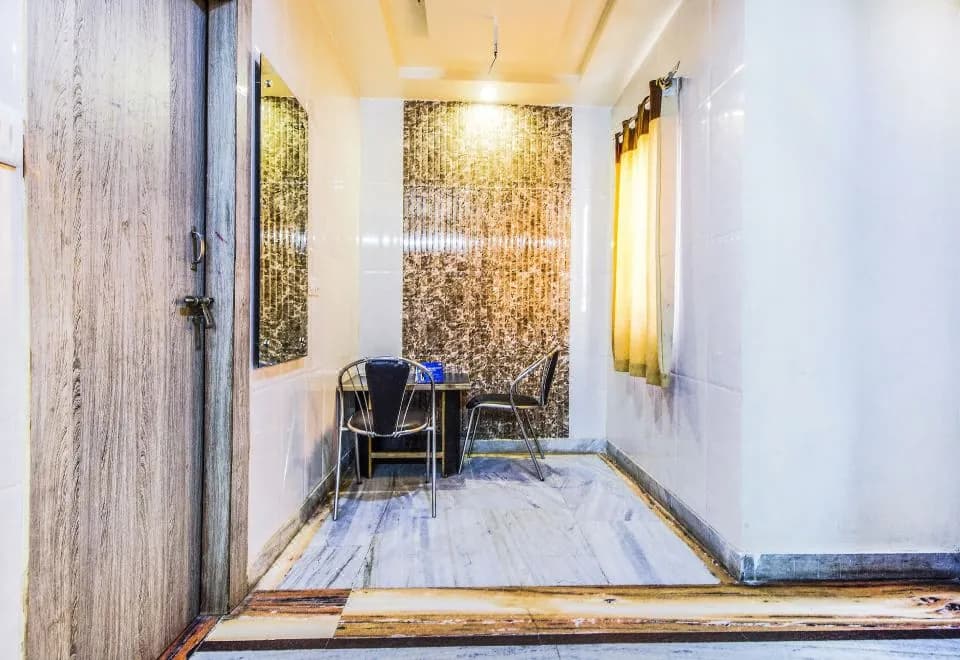 FabHotel Alpine