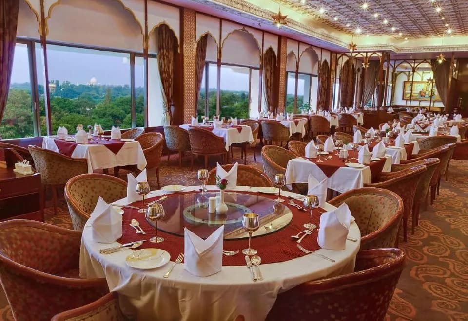 Hotel Clarks Shiraz