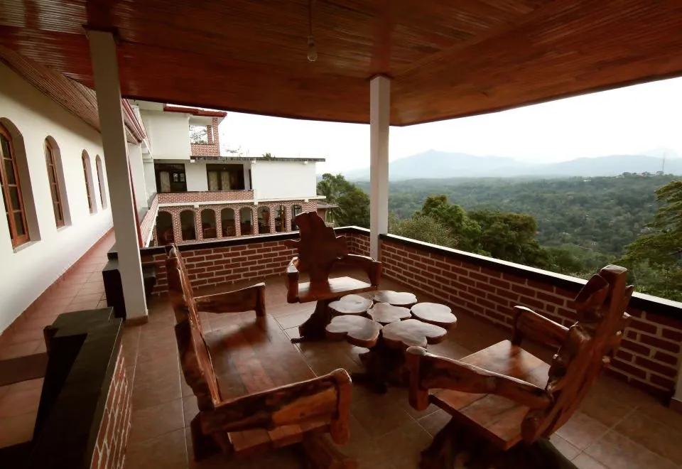 Mahaweli Regent Hotel