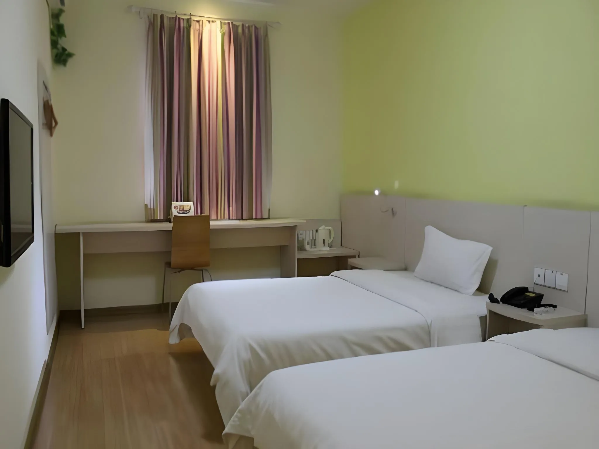 7 Days Inn Zhangjiajie Tianmen Mountain Pedestrian Street