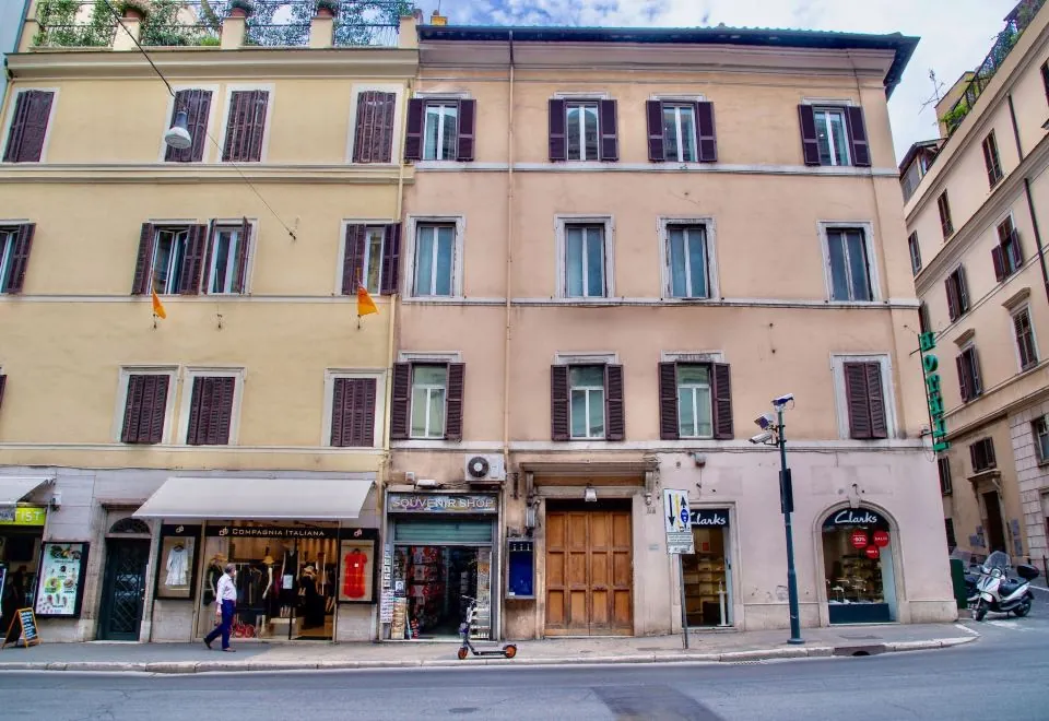 AD Suites Tritone