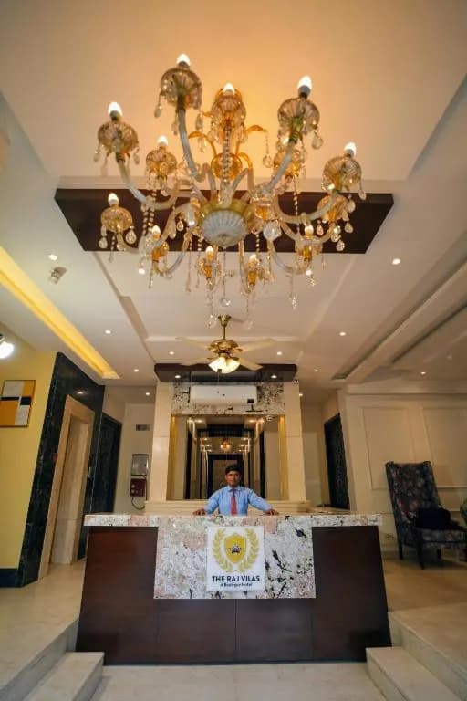 Taj Villa
