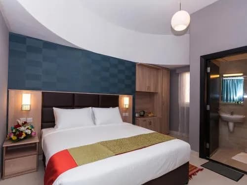Florida Square Hotel
