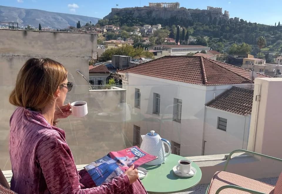 L'Avventura Athens
