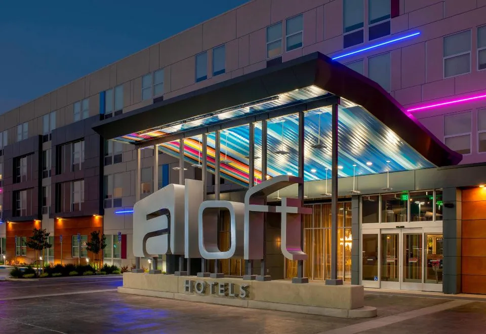 Aloft Dubai Airport