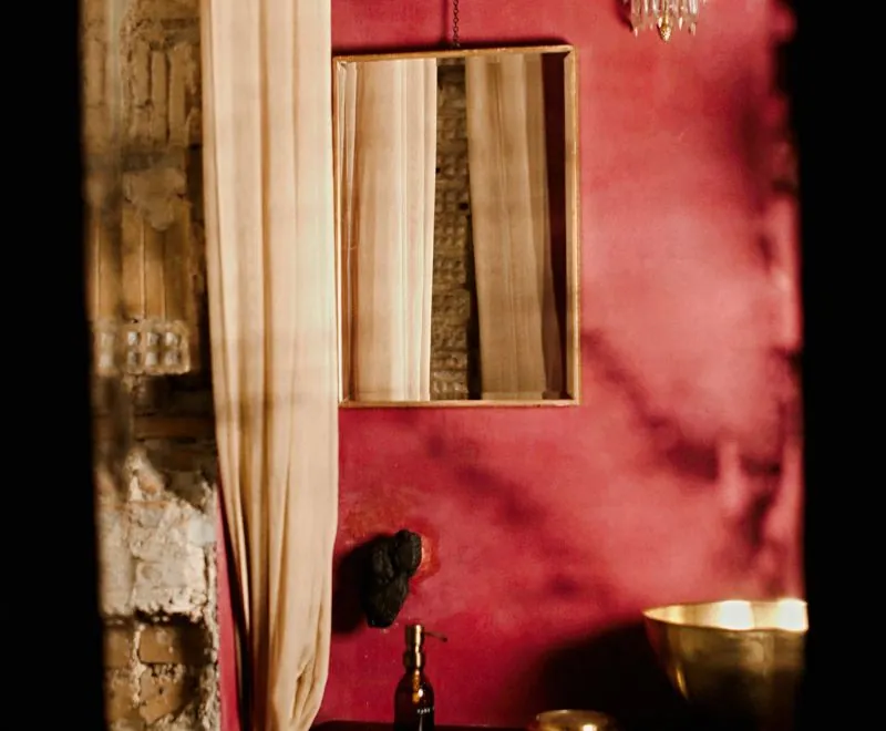 Shila Athens