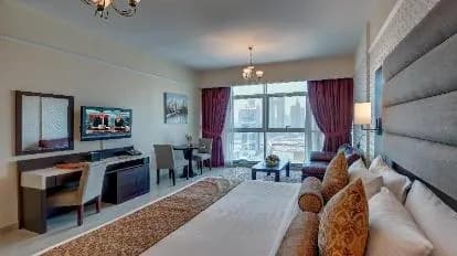 Emirates Grand Hotel