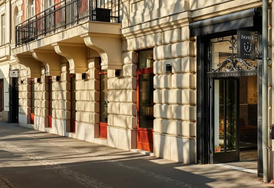 1891 Garni Hotel