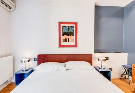 Piazza Santa Croce Design Apartment with Balcony