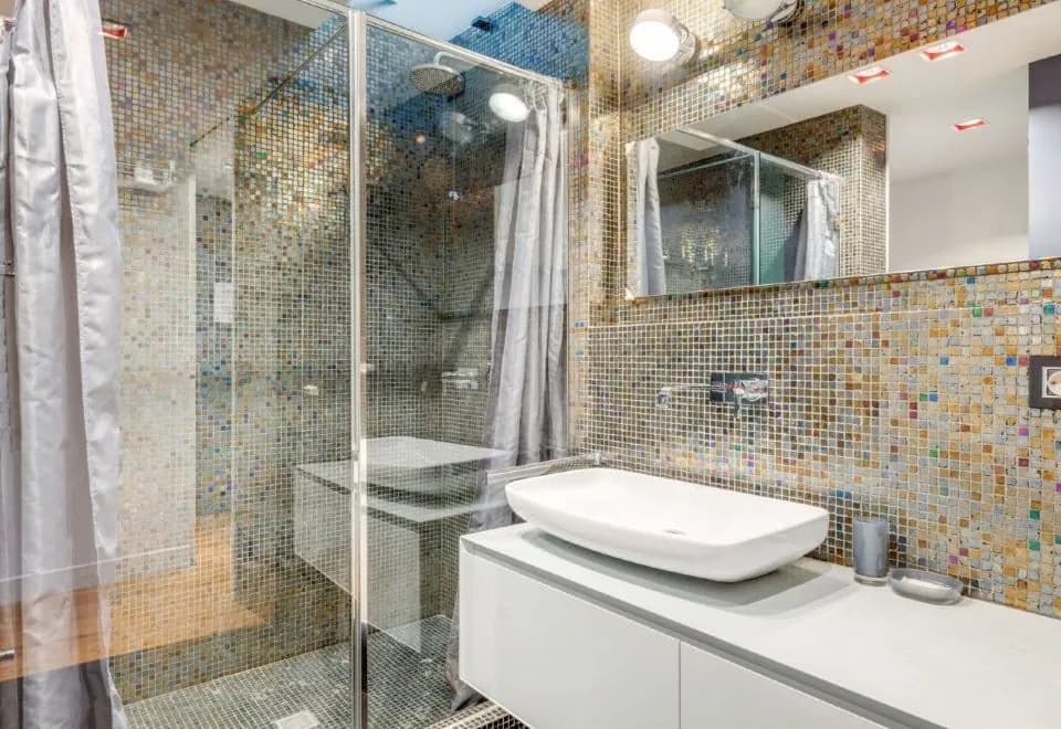 Piazza Santa Croce Design Apartment with Balcony