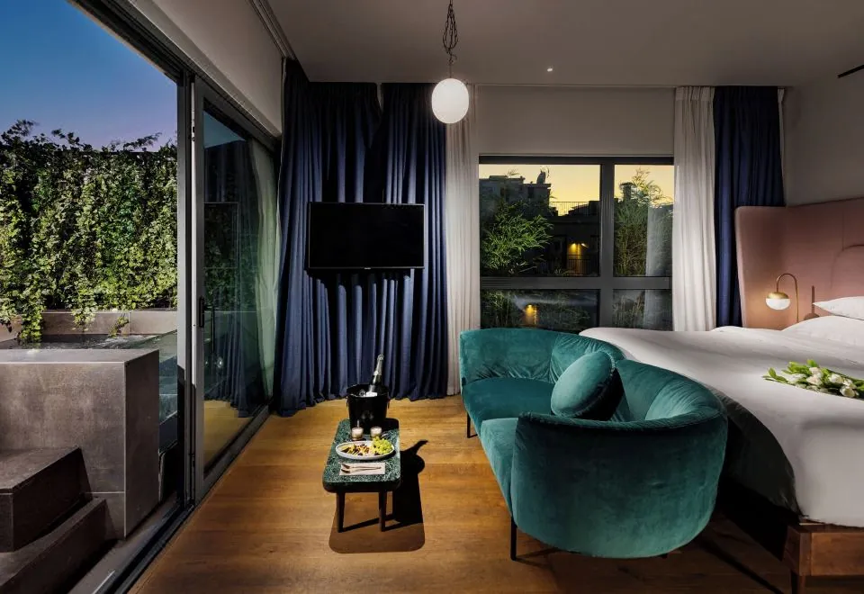 Gatsby Athens