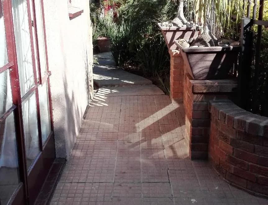 House on Morninghill