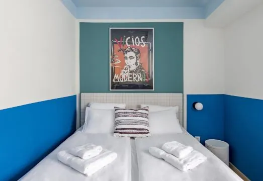 Bob W Chueca