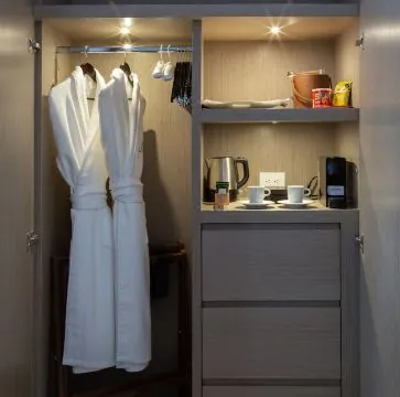 The Alest Hotel