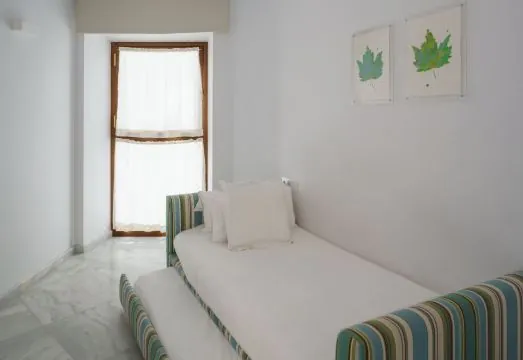 Numa l Molina Apartments