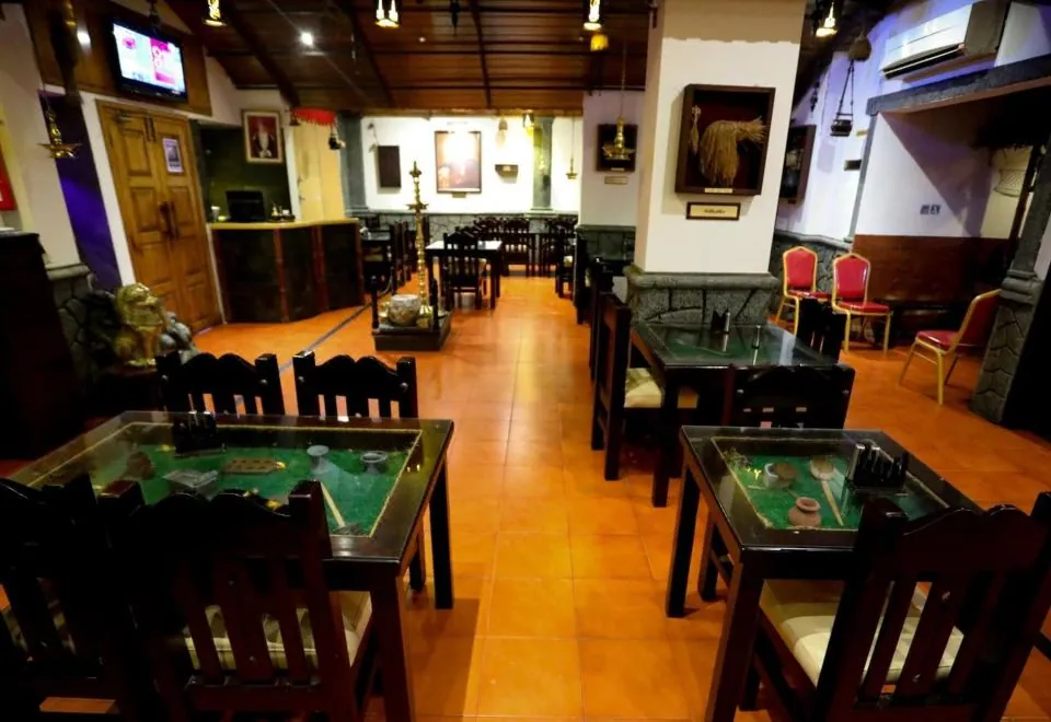 Al Shorouq Hotel Apartments