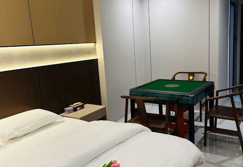 Yingtong Hotel