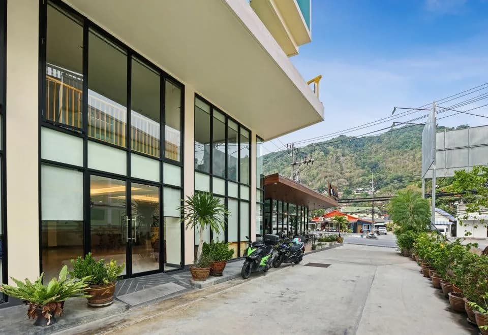 Dome Kata Resort