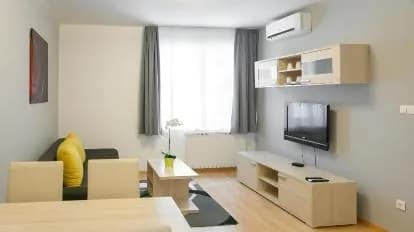 Maple Tree Budget Apartments