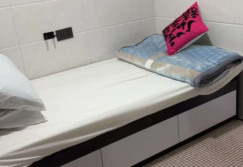Moon Guesthouse