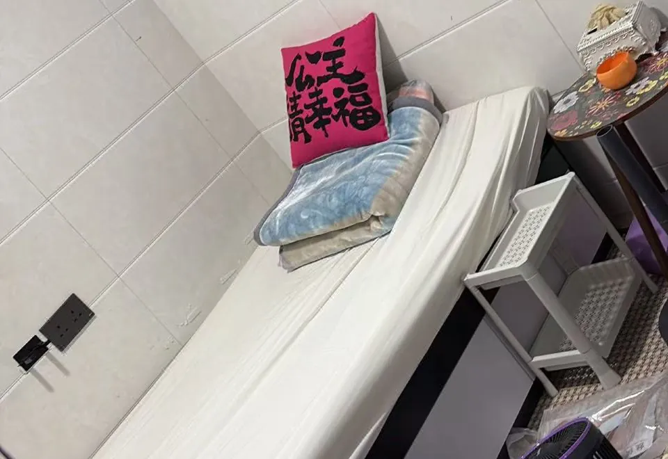 Moon Guesthouse