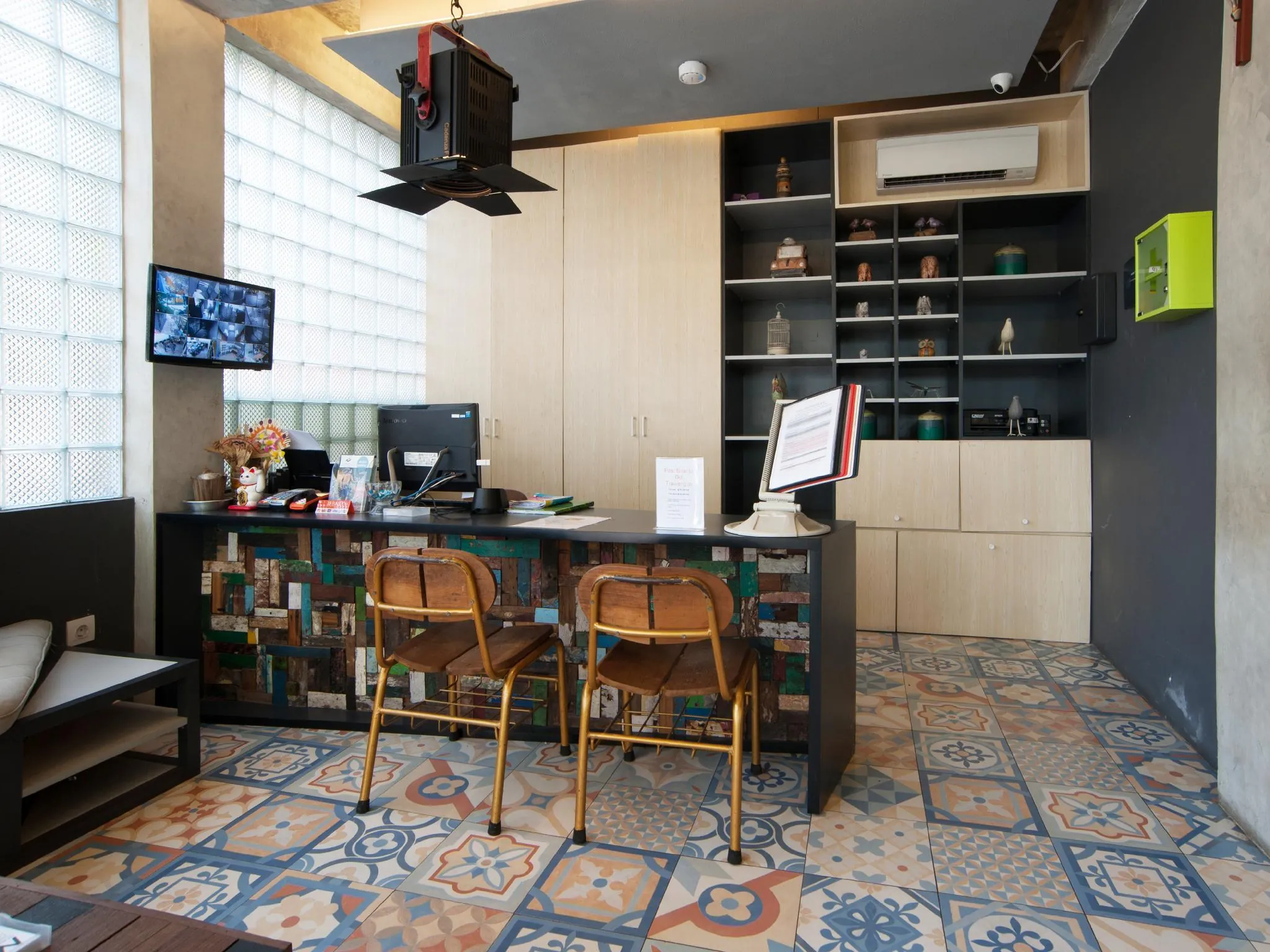M Boutique Hostel