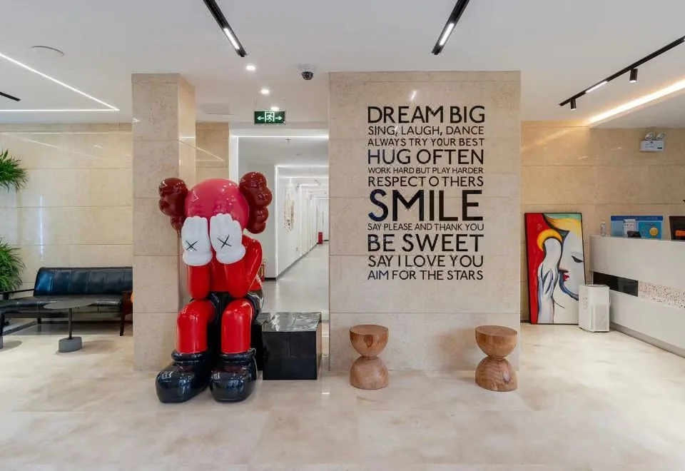 Aijia Xiaoyuanzi Hotel (Shanghai Bund Branch)