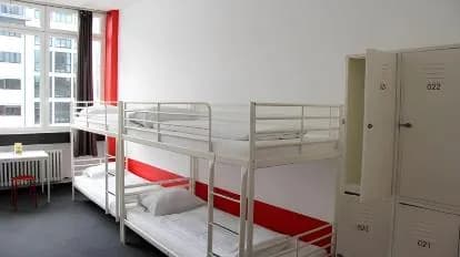 Check in Hostel
