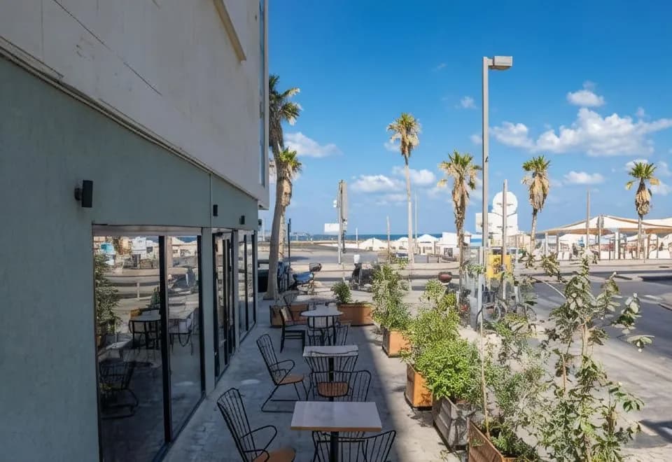 180 Boutique Hostel