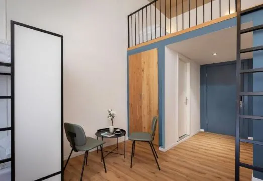 180 Boutique Hostel