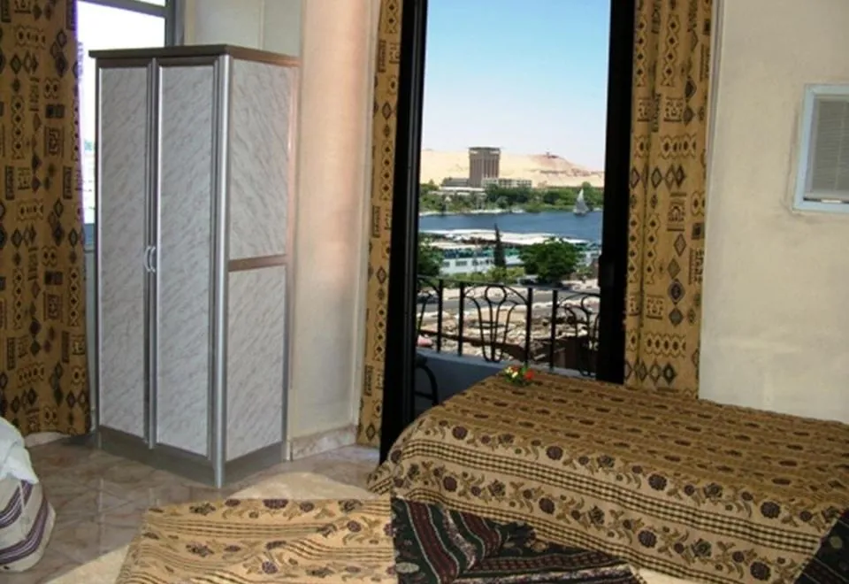 Orchida St. George Hotel